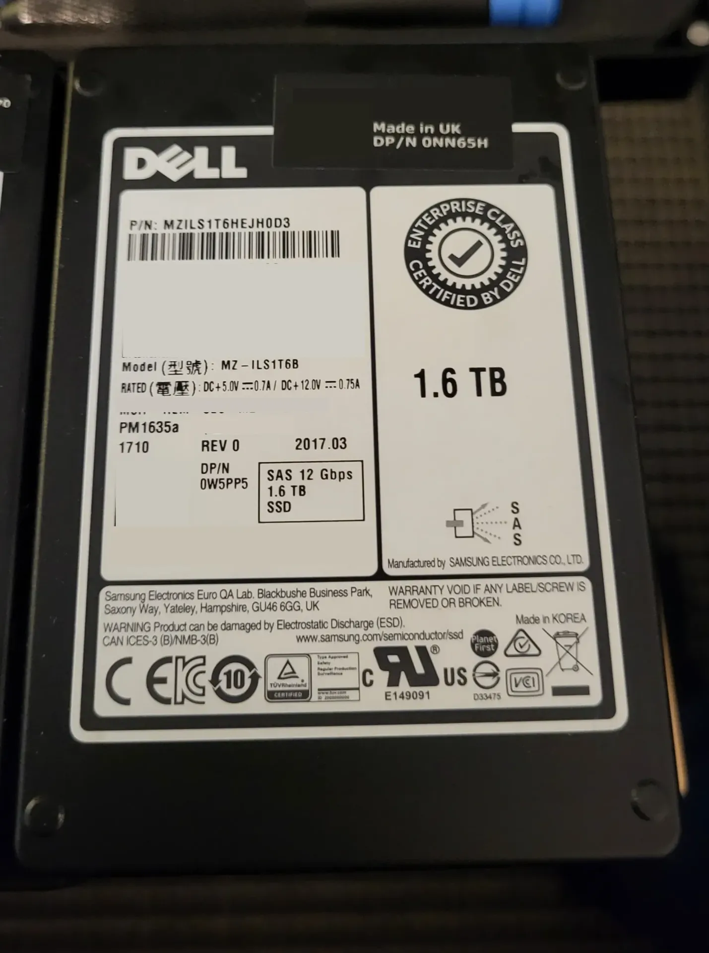 1.6TB PM1635a